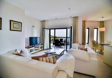 Фотографии Курортные отели Thracian Cliffs Golf & Beach Resort г. Каварна (Болгария) №4 Фото Курортные отели Thracian Cliffs Golf & Beach Resort г. Каварна 4