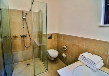 Фото номера Семейный люкс Курортные отели Thracian Cliffs Golf &amp; Beach Resort г. Каварна 6